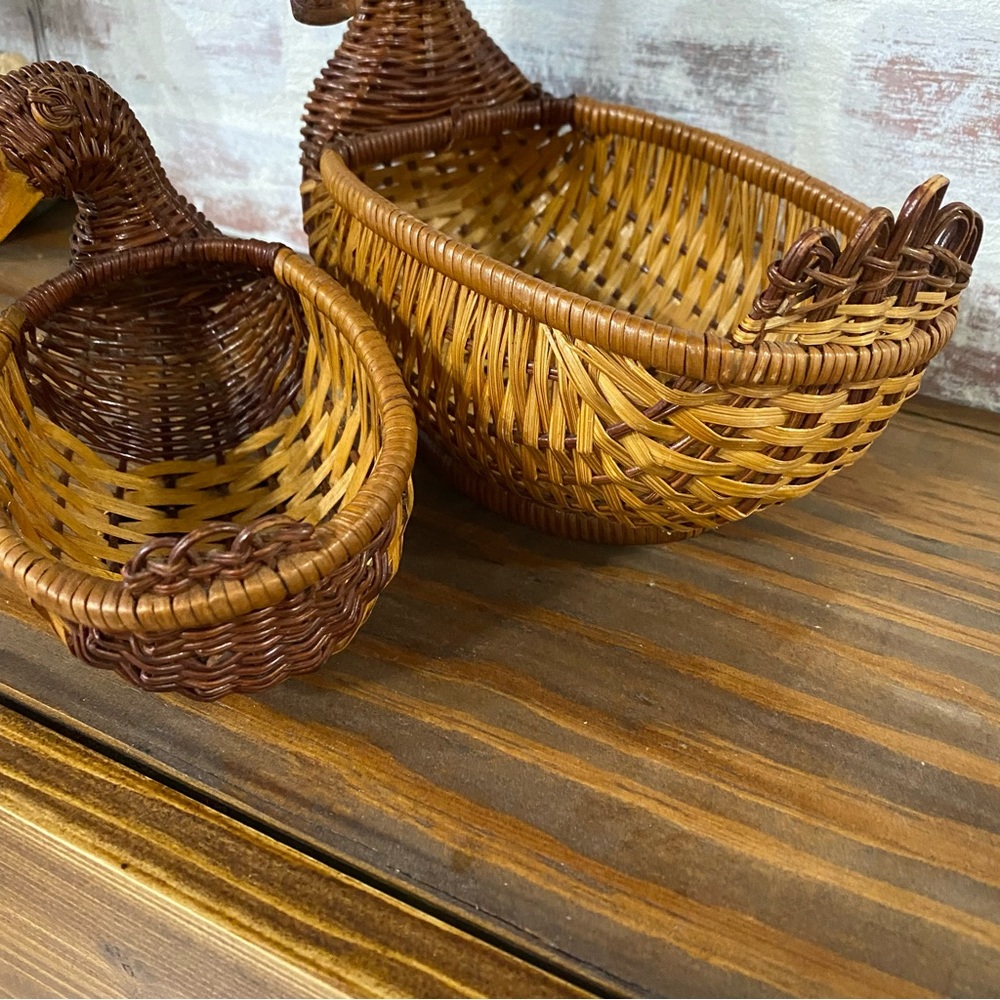 Vintage Wicker Nesting Ducks Baskets - Picture 3 of 7